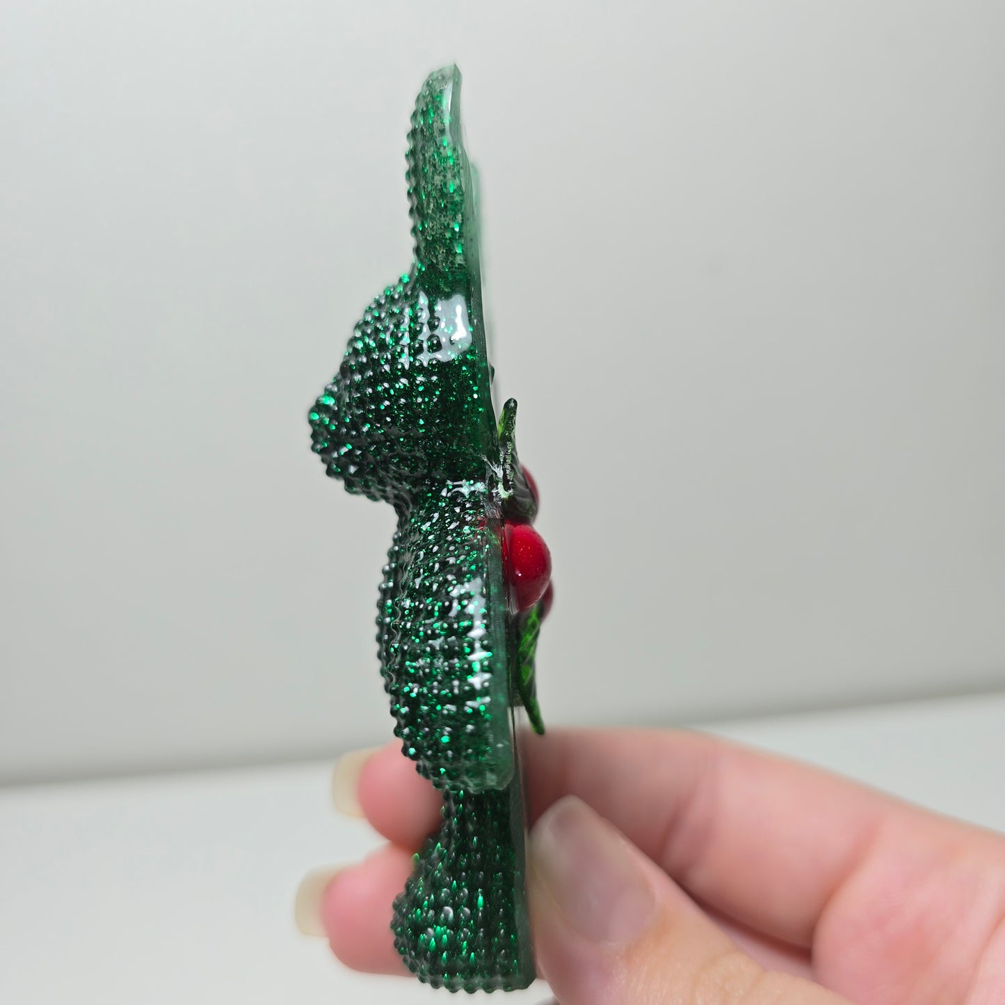 Holly Bush Knobbly Nixie