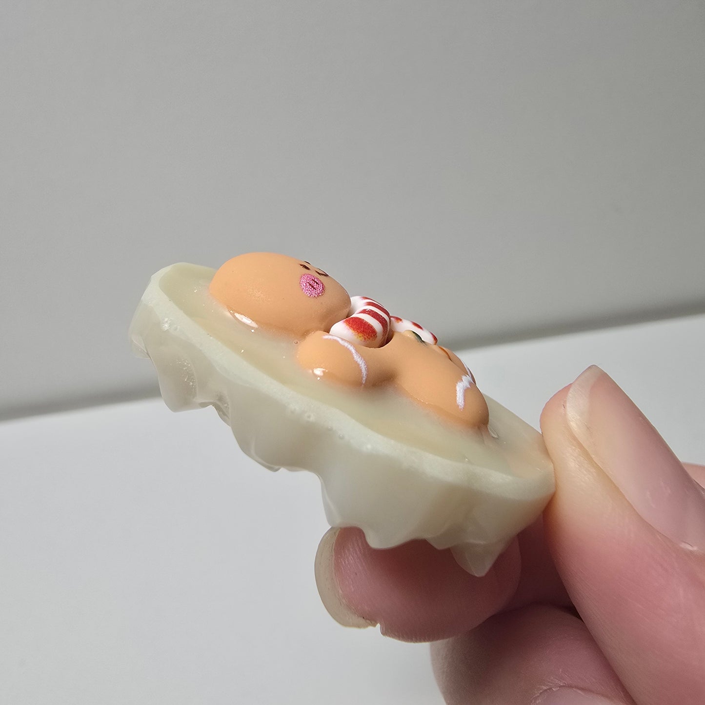 Gingerbread Pocket Crystal